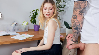 Watch precious Mia Murkovski's dirt
